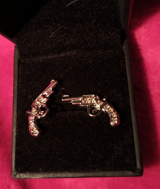 CZ Six Shooter GUNS Earrings