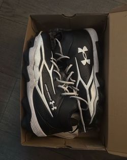 Under Armour Black and White football cleats