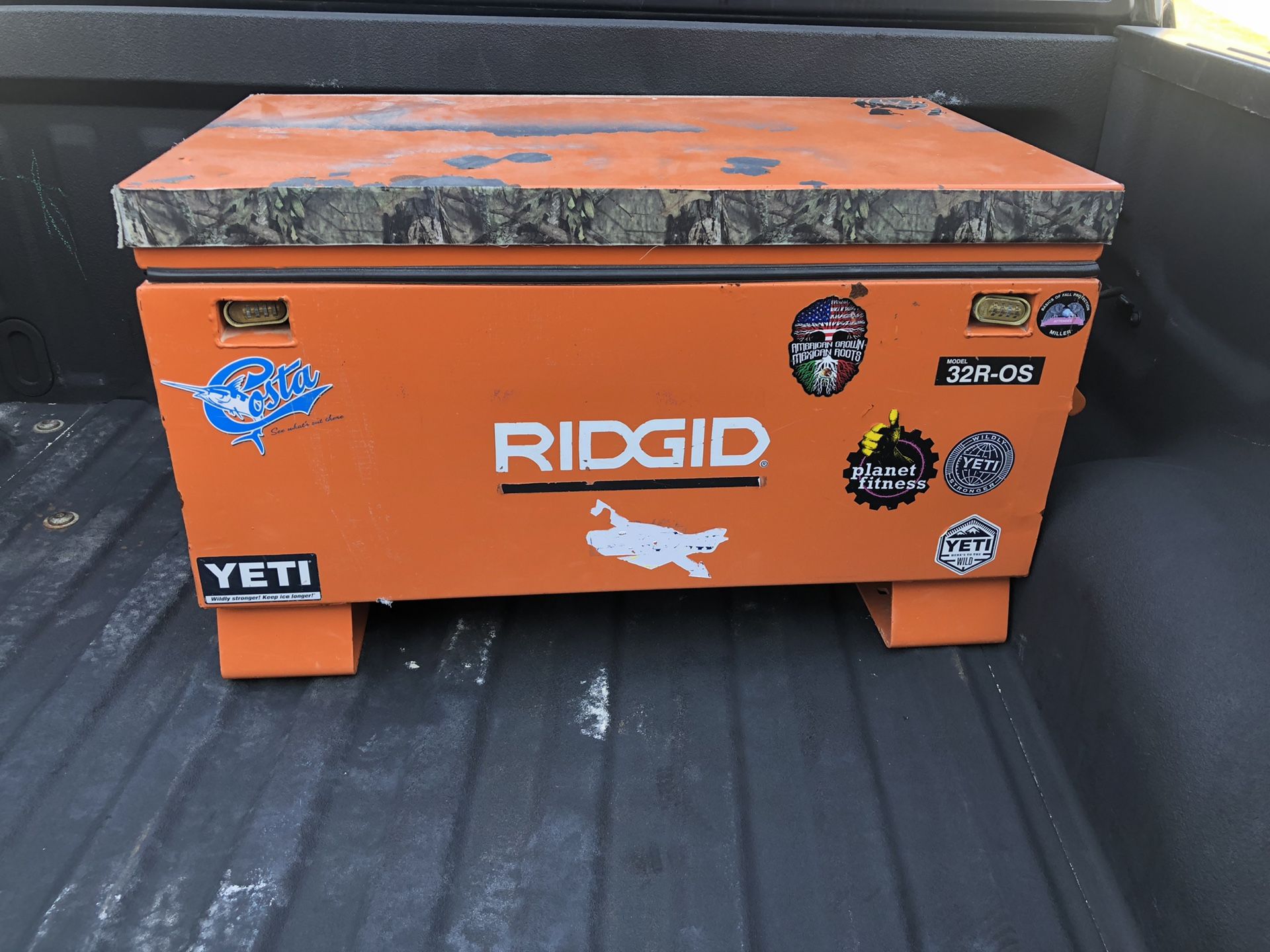 Ridgid tool box 32 inch no locks