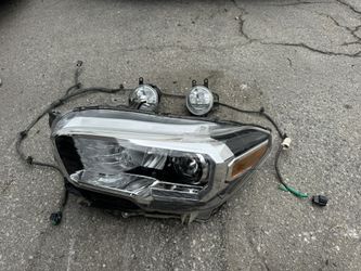 2020 Toyota Tacoma Headlight And Fog Lights