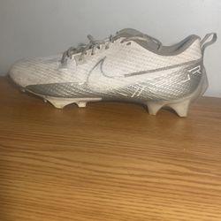 Men’s Nike Football Cleats 