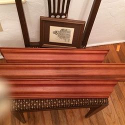 Wood shelves retail