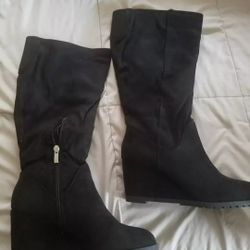 Parker  Knee High Boots 👢 