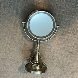 Make up Mirror With Light 