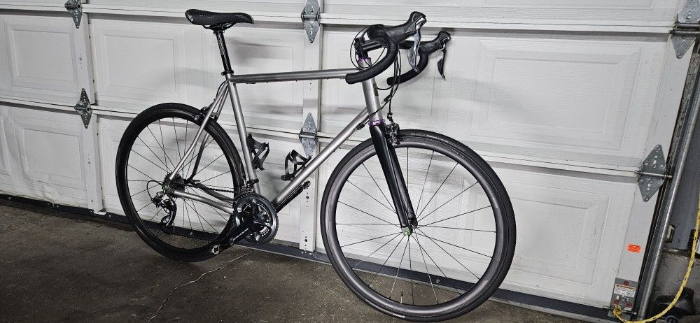 Seven Cycles Axiom Steel Frame 56cm With Dura-ace 9100