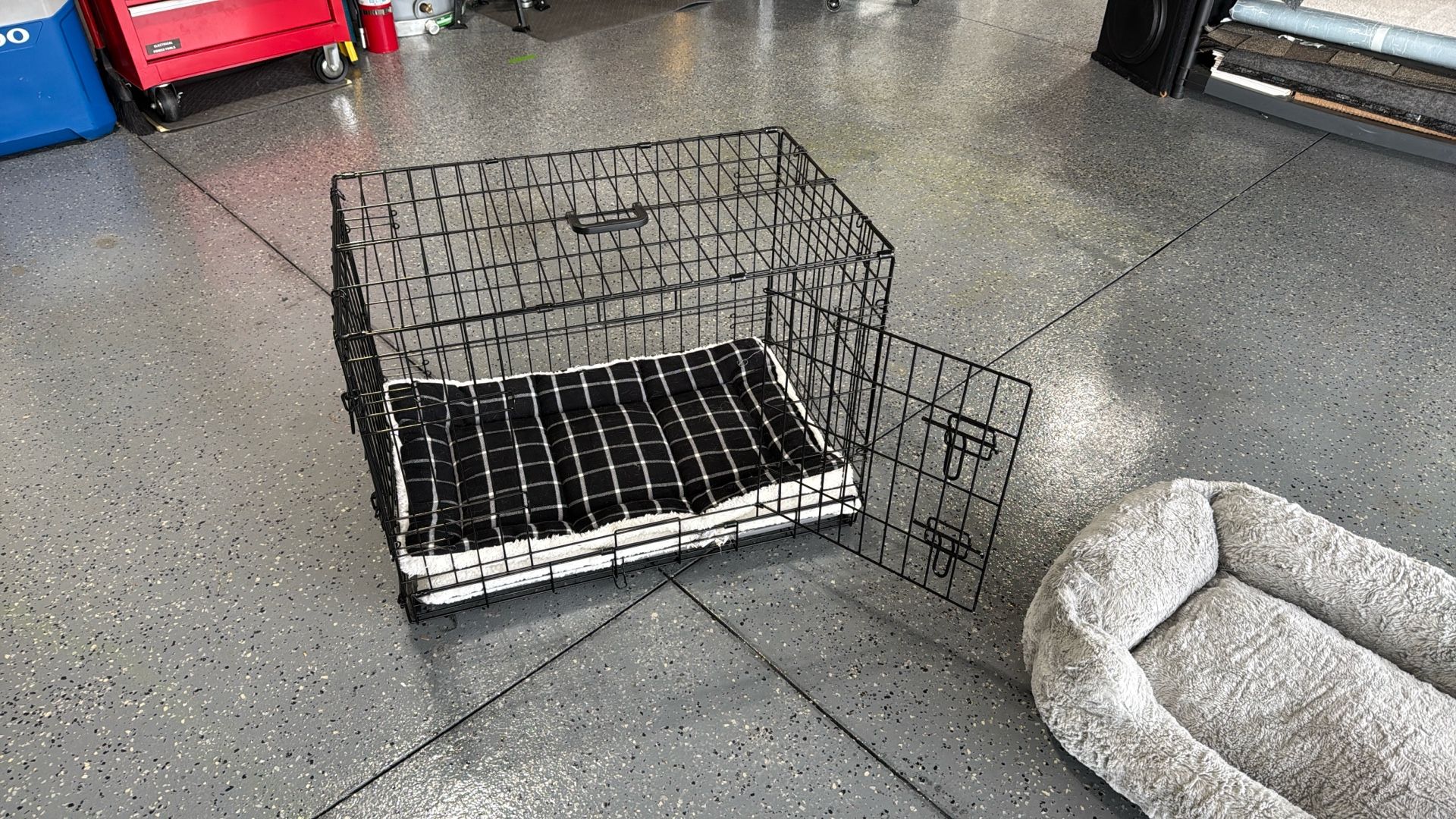 Dog Crate + Beds/mats - $40 