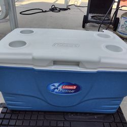 Like New Coleman Cooler 