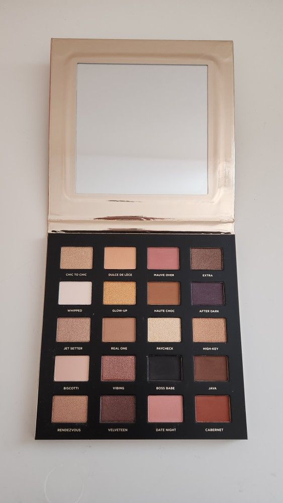 Eyeshadow Palette ICONIC Brand New