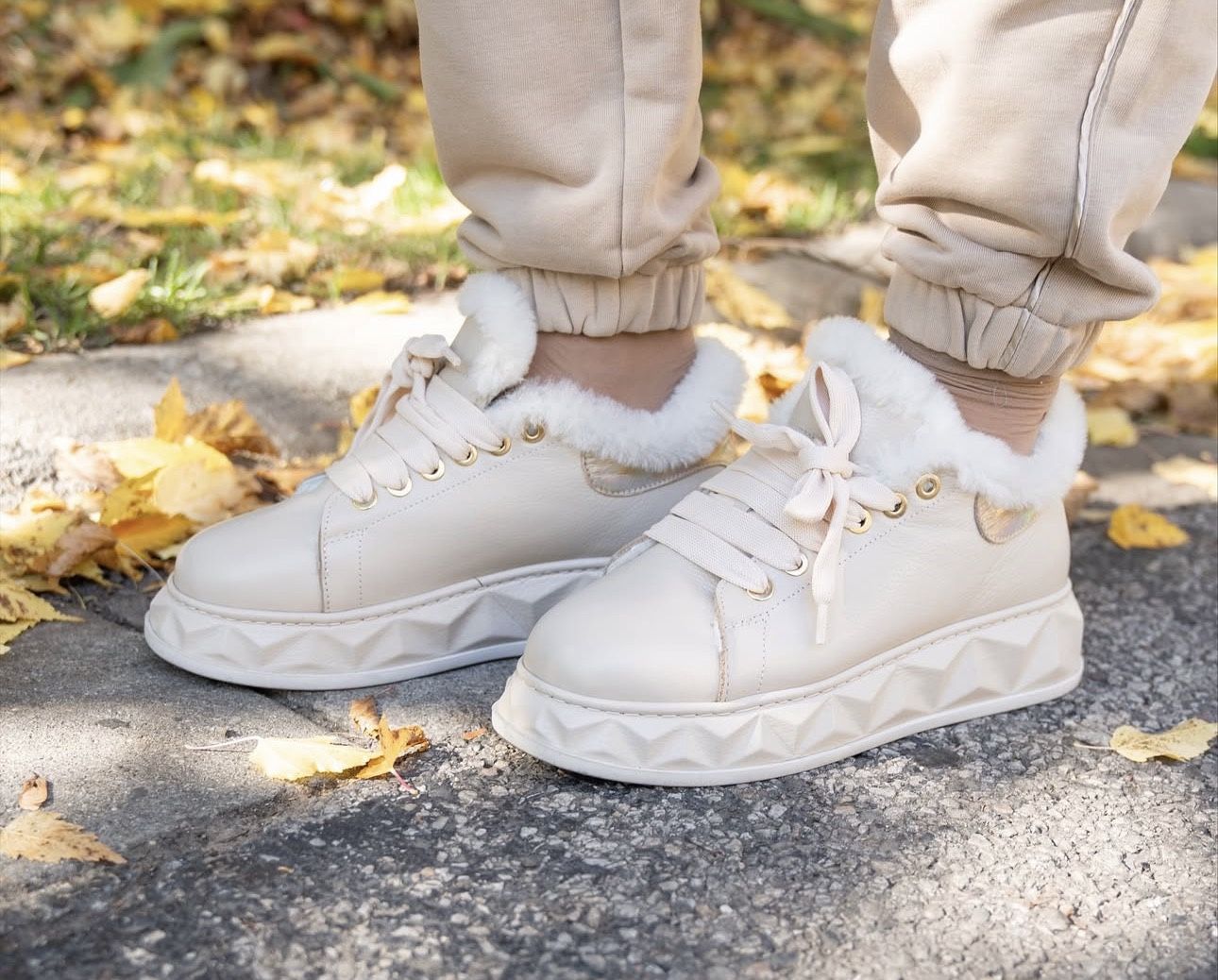 Brand New Real Fine Leather Women Winter Shoes