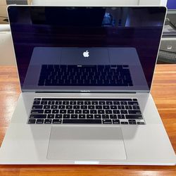 Apple MacBook Pro 16” 💻 Core i7 16GB RAM DDR4 500GB SSD AMD RADEON PRO