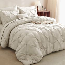 7 Pieces Pintuck Bed in A Bag Oatmeal Comforter Full Size