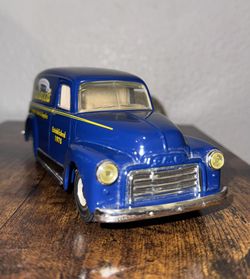 Eastwood 25th Anniversary 1951 GMC Panel Van 1:25 Die Cast Model Bank