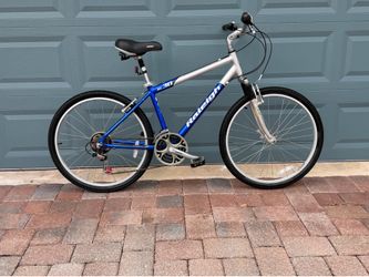 Raleigh 18 inch frame 26 inch wheel 21 speed