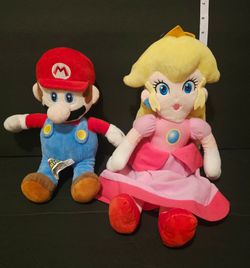 Super Mario and Princess Peach Plush Set