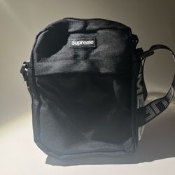 Supreme black Crossbody Bag
