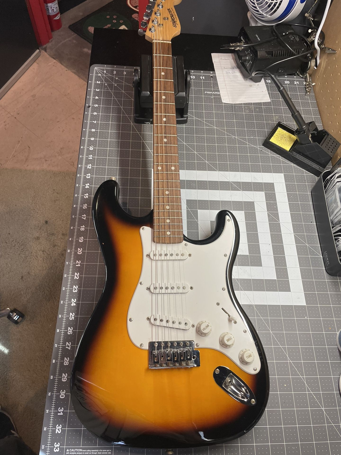 Fender Starcaster - Burst Finish