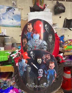 Halloween killers friends three tier pinata with balls