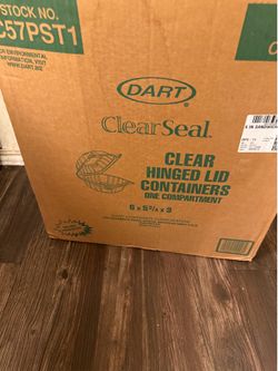 6 x 5 3/4 x 3 Hinged containers