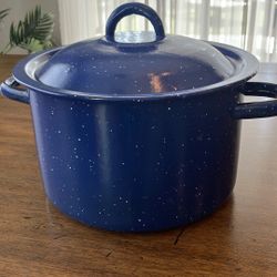 Vintage Style Blue Speckle Enamel Stock Pot with Lid - 6" High, 9" Diameter