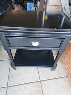 2 Sets Of Side Tables