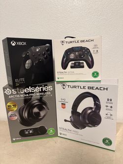 Gaming headset & Controllers