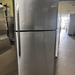 Frigidaire 18 Cu Ft Top Freezer Refrigerator Apartment Size 