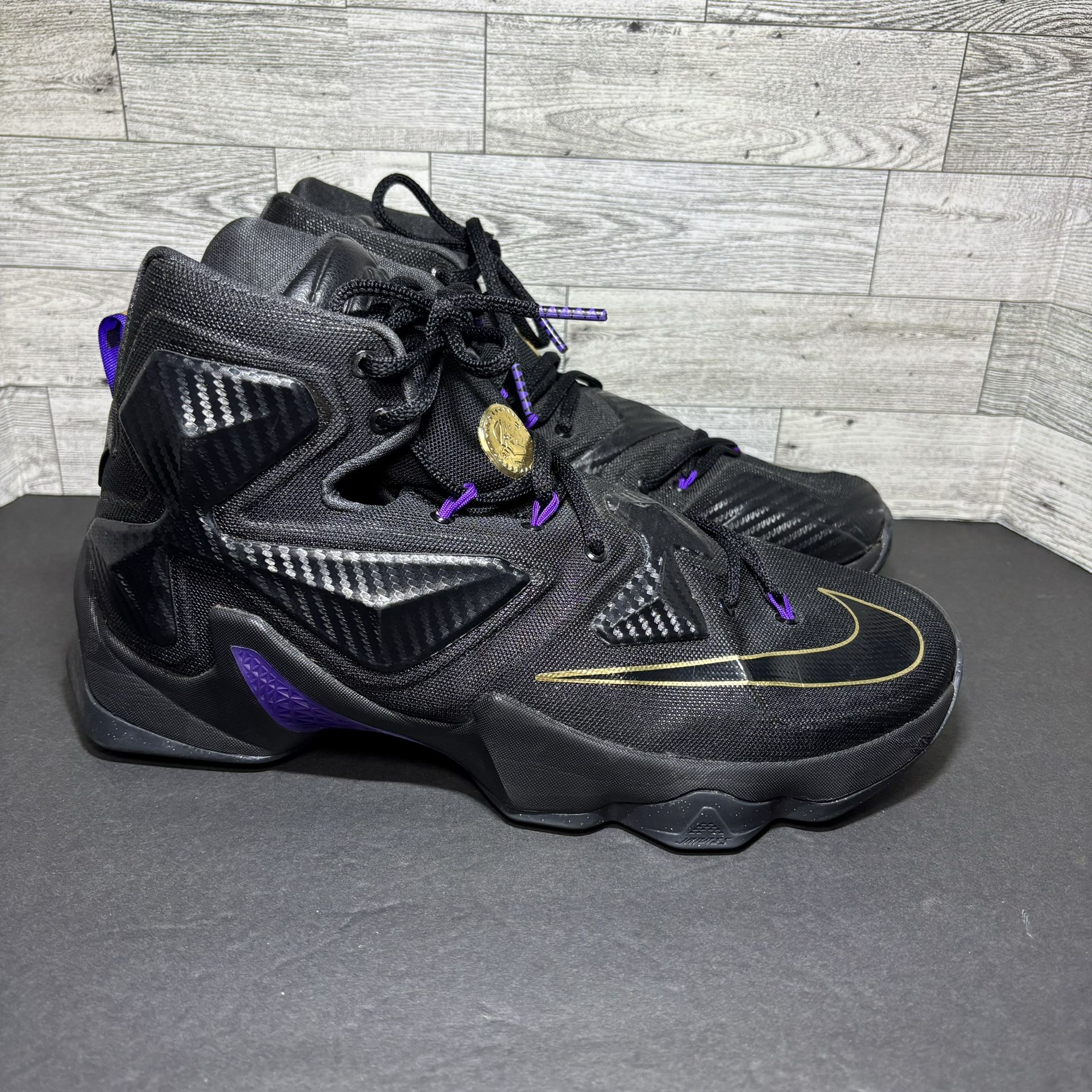 Nike LeBron 13 Pot of Gold Black Metallic Gold Hype 807219-007 Mens Size 10 Please read description