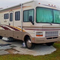2001 Fleetwood Bounder