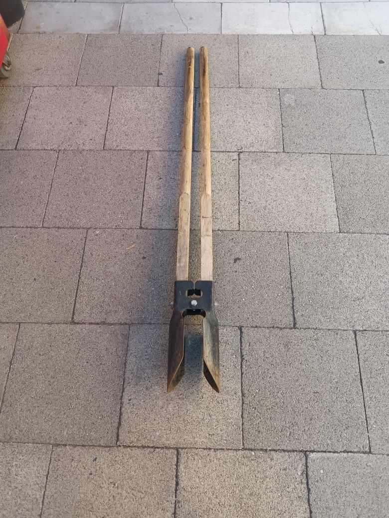 Seymour Post Hole Digger Tool