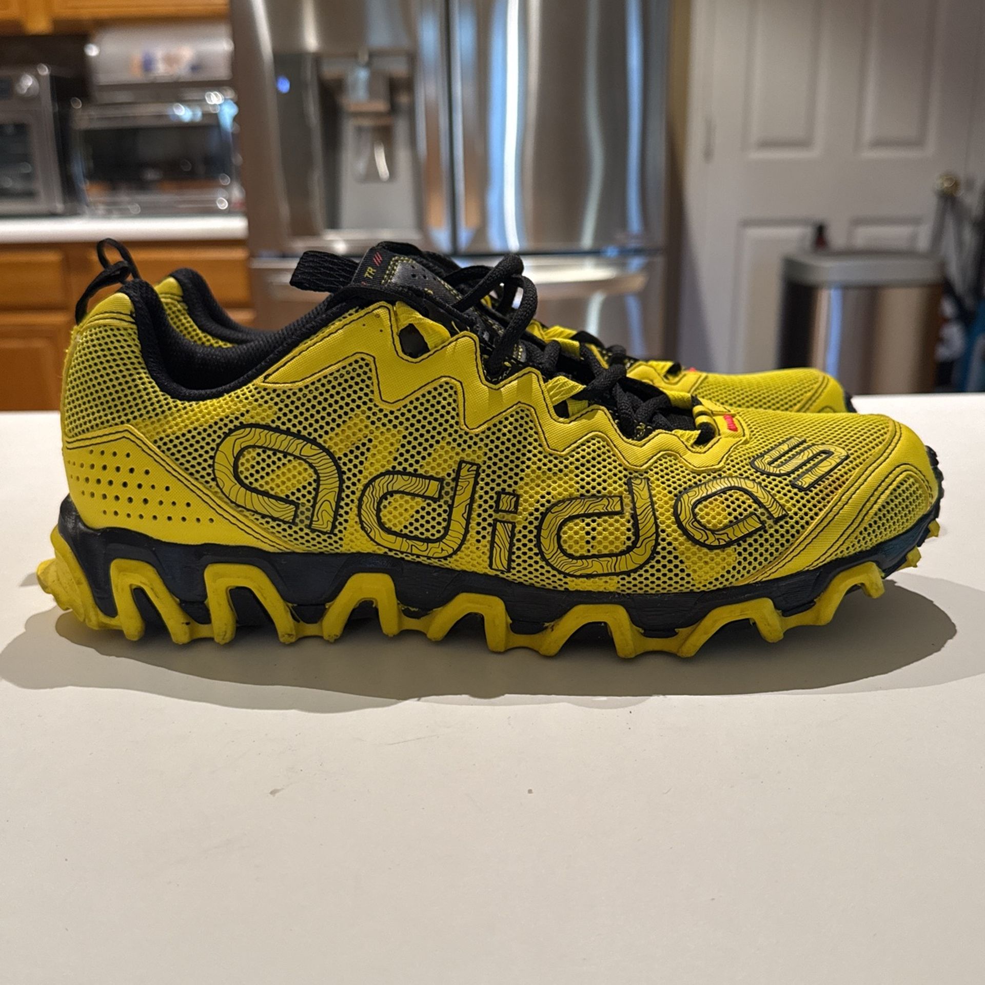 Adidas Vigor TR 3 M Yellow G59643 Men’s Size 11 - US Running Shoes - Rare