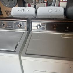Kenmore Old School Washer And Electric Dryer 