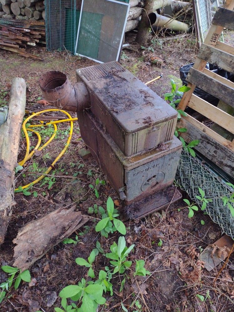 Waterford 102 Wood Stove for Sale in Graham, WA - OfferUp