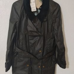 Burberry  Calverhall Waxed Cotton Jacket Dark Olive 
