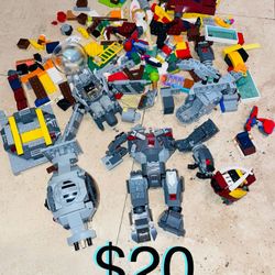 $20 Lego Bundle Like New 