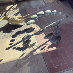 Metal Garden Wind Spinner / Yard Art Decor