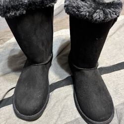 Like New Womens Size 8.5 Makalu Boots