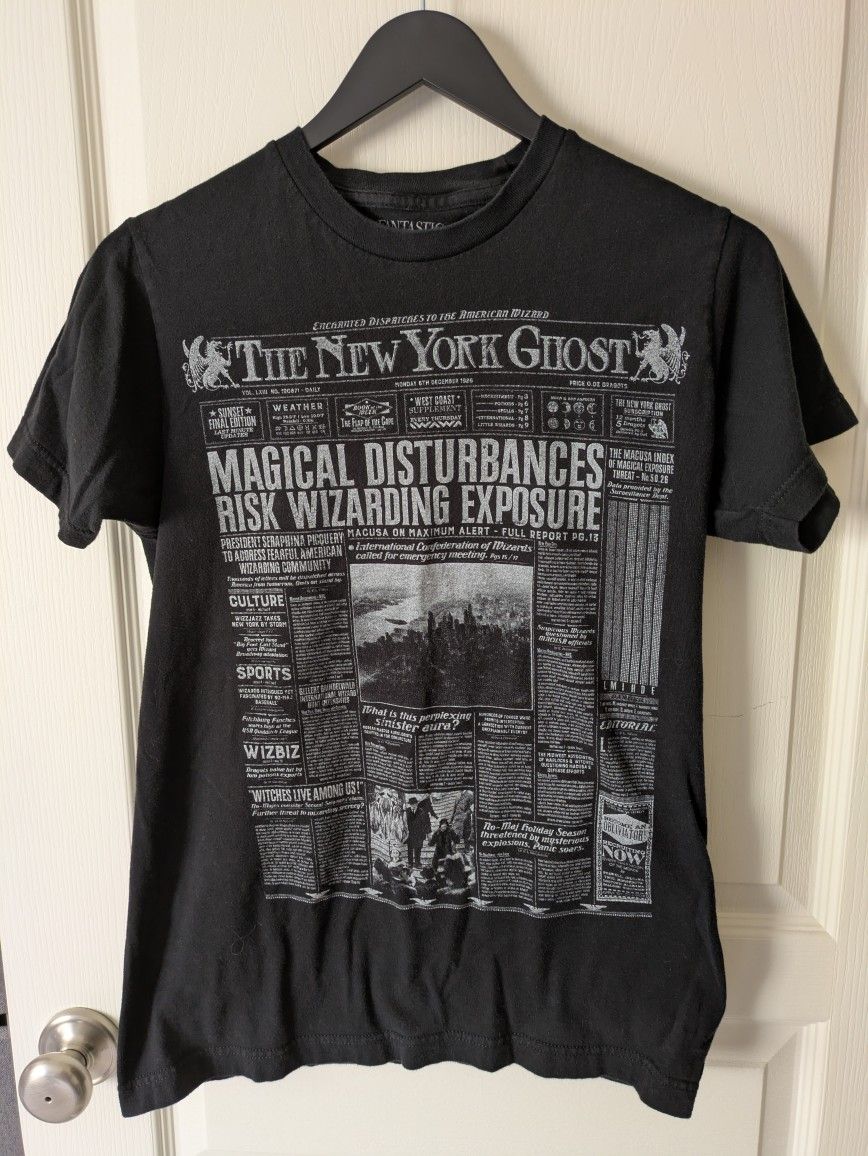 Harry Potter The New York Ghost American Wizarding Newspaper Women's Small Black T-Shirt