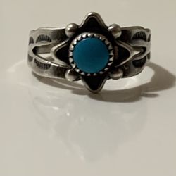 Vintage Petite Sterling Turquoise Ring