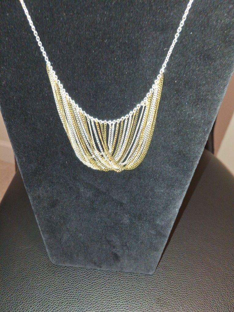 Multicolor Fringe Chain Draped