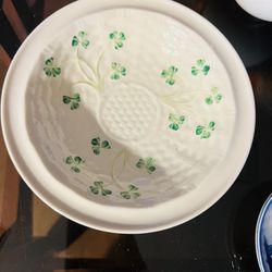 Belleek Shamrock Rim Fruit/Dessert (Sauce) Bowl.