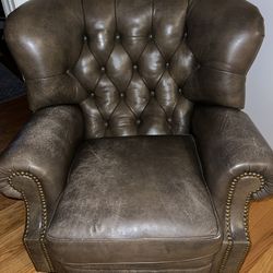 Hancock and Moore Grant Recliner