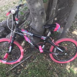 Girls BMX Bike 