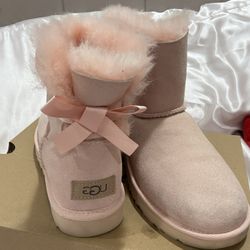 Pink Mini Bailey Uggs
