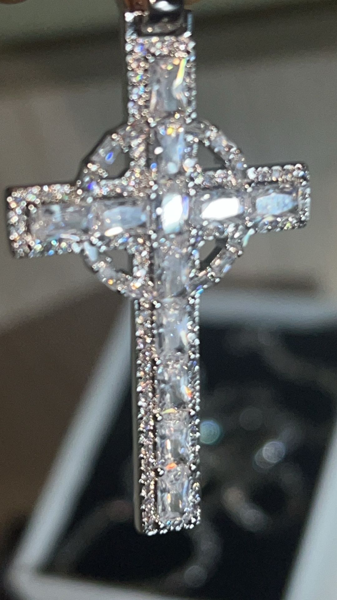 Moissanite Necklace With Cross Pendant 