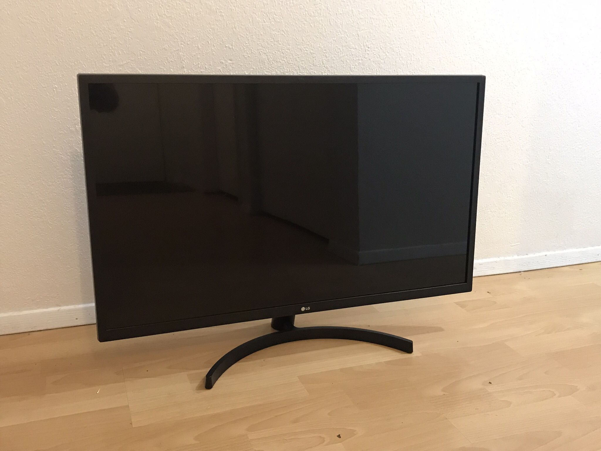 LG Monitor 31”QHD