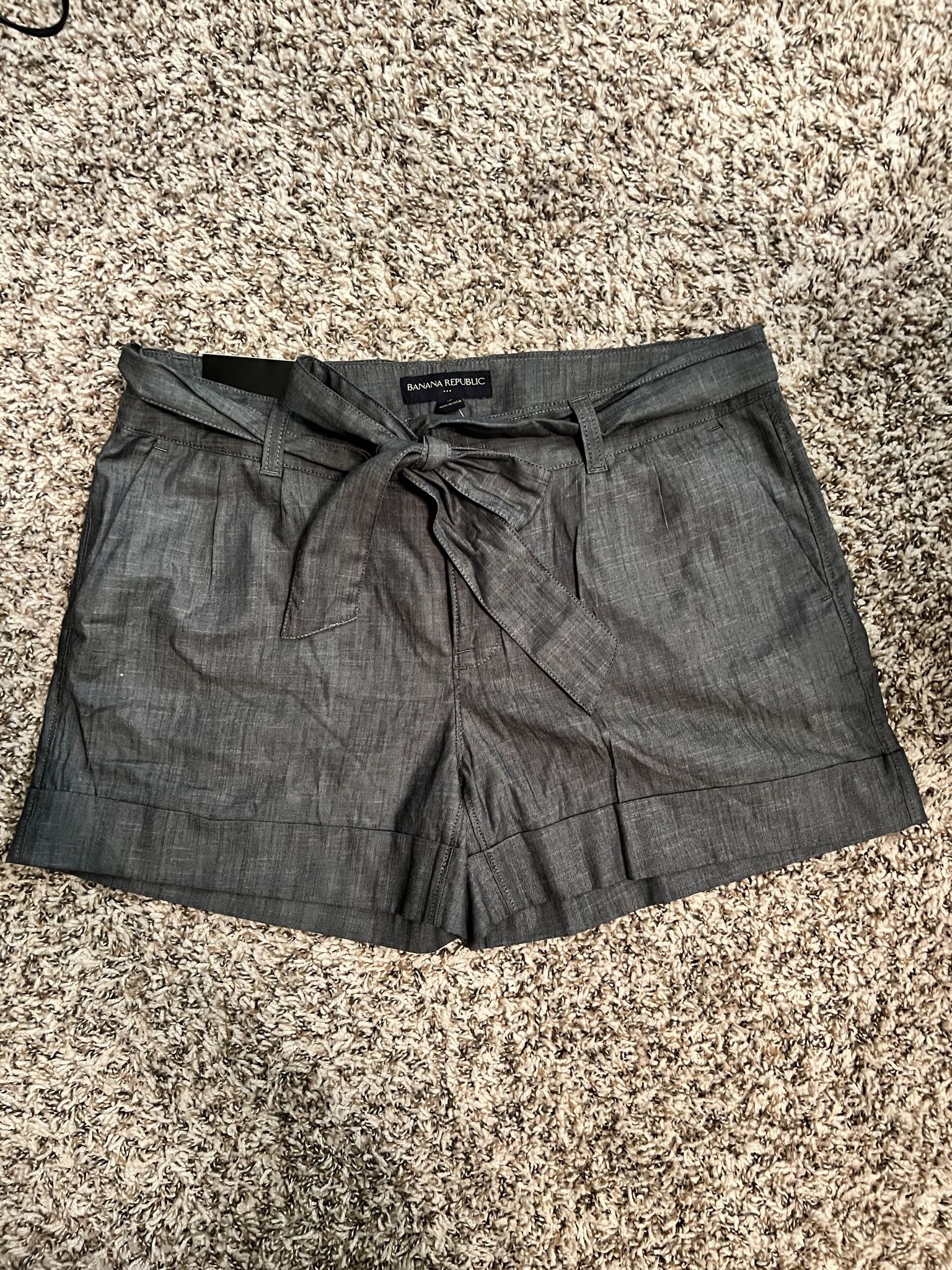 Banana republic Martin Fit Dress Shorts - Size 10