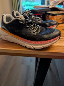 Avía sneakers women 8.5