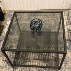 Coffee Table – Modern Glass, 27.6", Like New