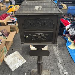 Vintage Gaines Pedestal Mailbox 