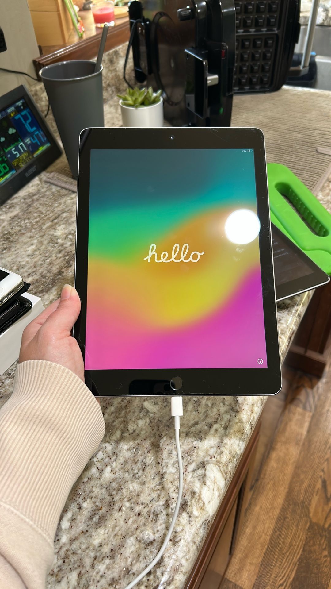 Apple iPad 6th Generation 32GB 